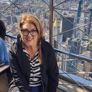 Meet your Posher, Angela